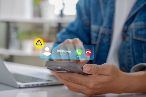 Golpe da Vacina volta a circular e faz vítimas com chamadas telefônicas falsas
