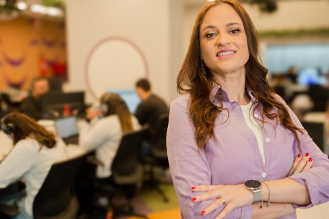 48% dos brasileiros prefere trabalho híbrido, revela Panorama de Empregabilidade 2025 da Sólides